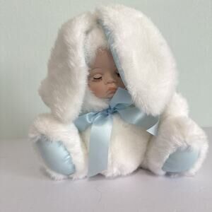 House Of Lloyd Rabbit‎ Plush Musical Doll Baby Gift Vintage 90s